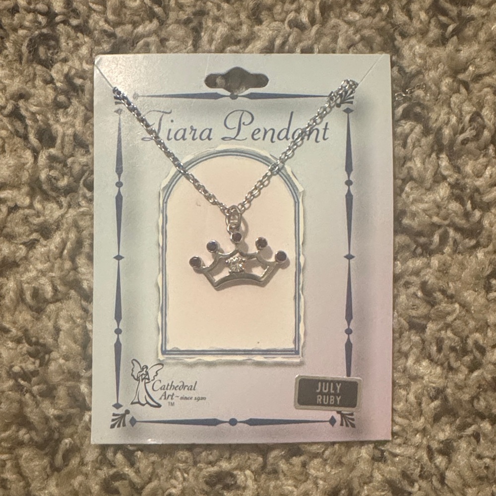 Silver Tiara Pendant Necklace